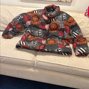 Marimekko for Uniqlo ultra light 90% down wonderful pattern very warm perfect
